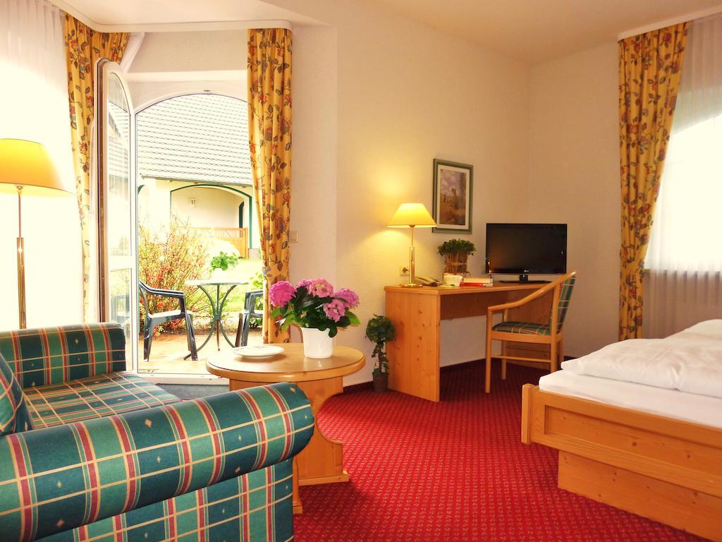 Landhaus Mueritzgarten Hotel Garni Röbel 객실 사진