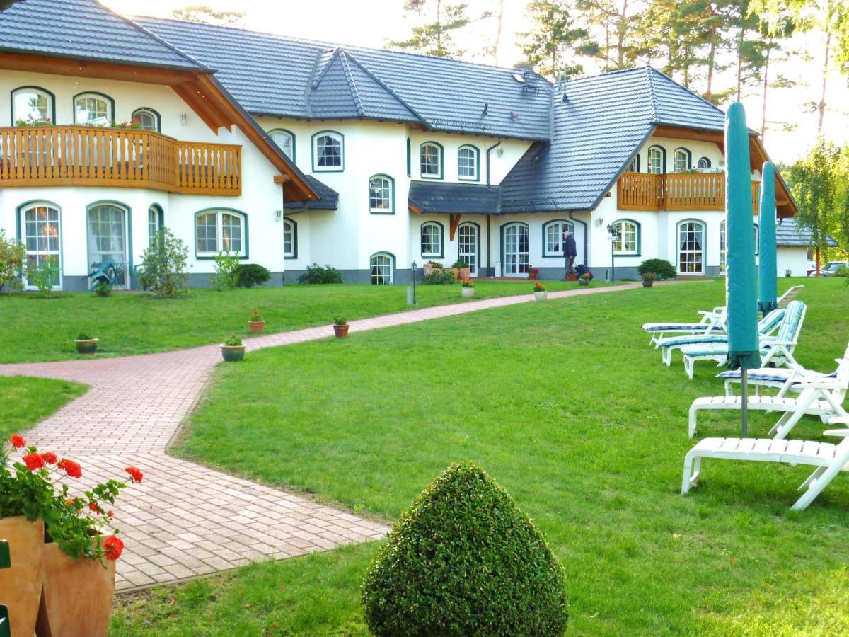 Landhaus Mueritzgarten Hotel Garni Röbel 외부 사진